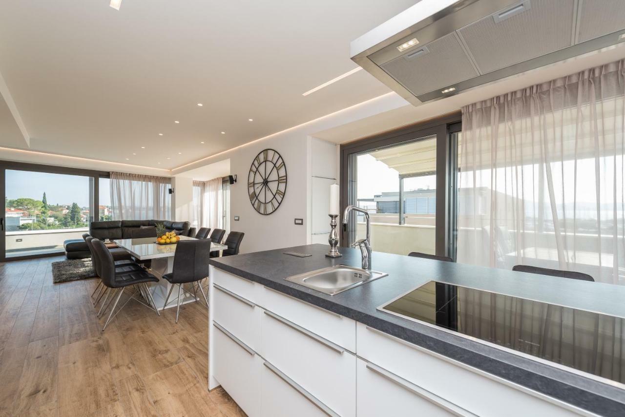 Luxury Penthouse Cosmacendi Appartement Zadar Buitenkant foto