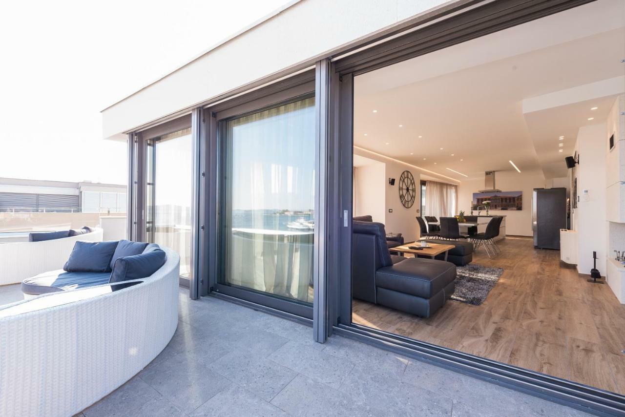 Luxury Penthouse Cosmacendi Appartement Zadar Buitenkant foto