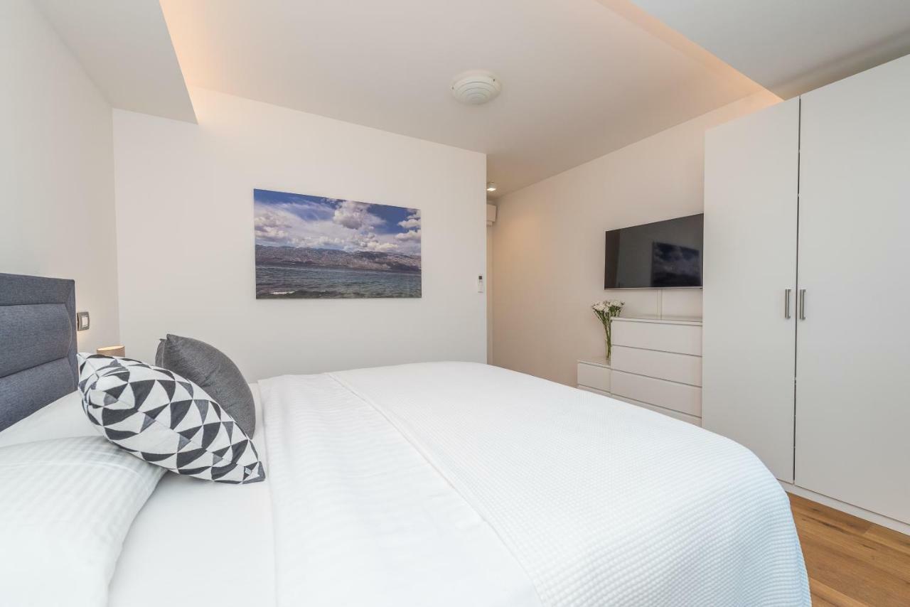 Luxury Penthouse Cosmacendi Appartement Zadar Buitenkant foto